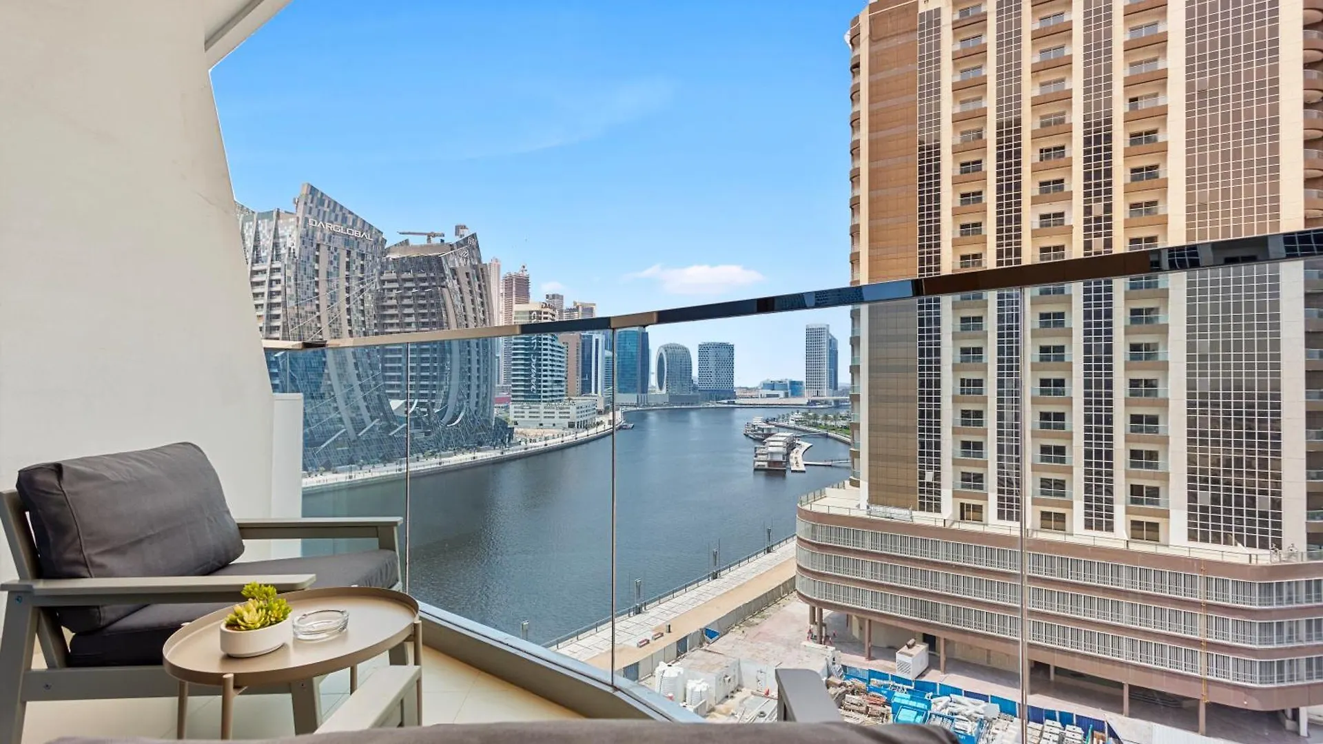 Stylish Studio Apartment With Premium Amenities Dubai