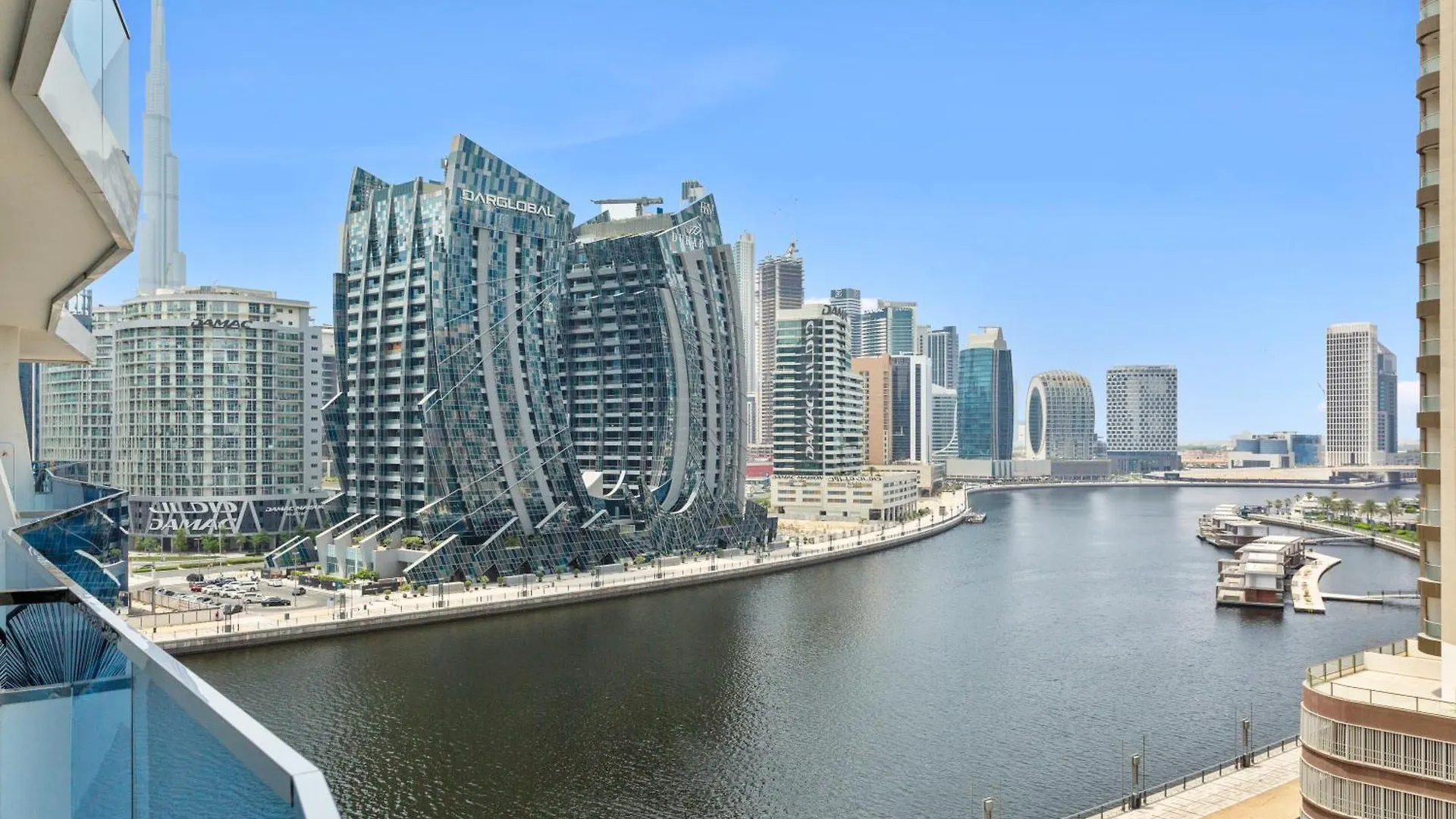 Stylish Studio Apartment With Premium Amenities Dubai United Arab Emirates